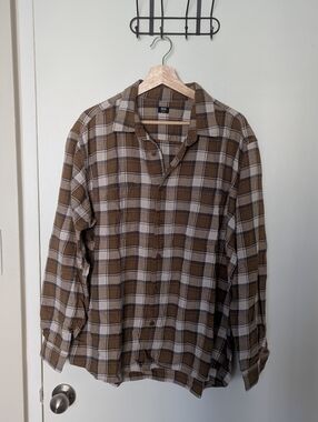 Uniqlo Brown Plaid Button Up